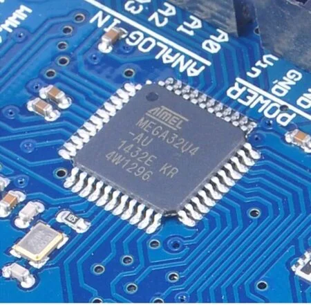 RoboMaterial Arduino Leonardo Microcontroller Mega32u4